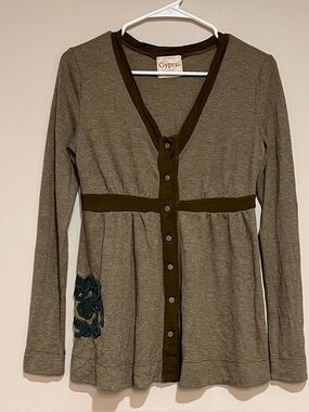 Gypsy 05 babydoll Y2K olive green top appliqué embroidery women’s size S knit